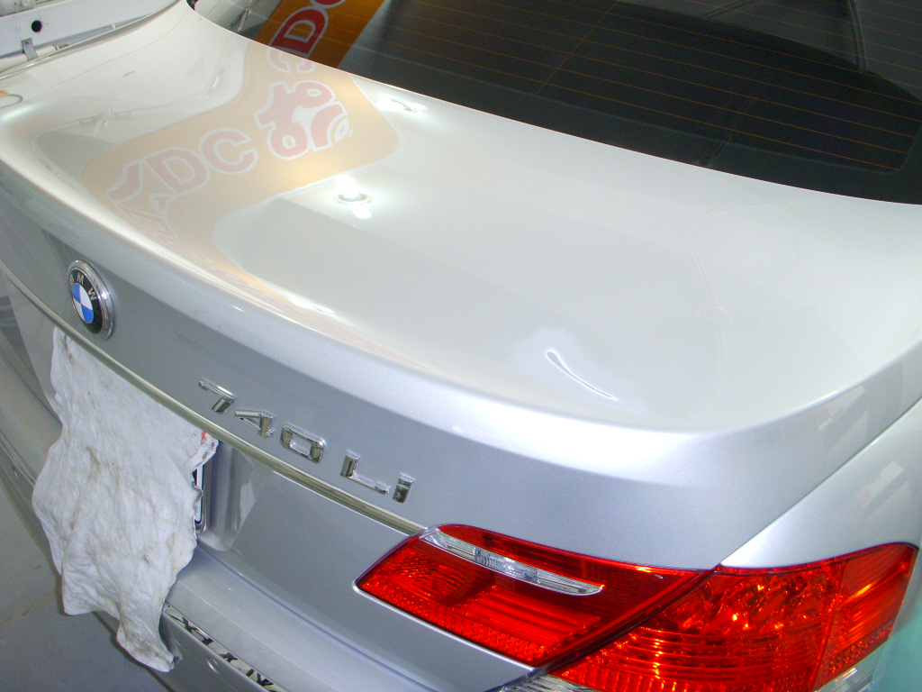 081124_BMW730LI.JPG